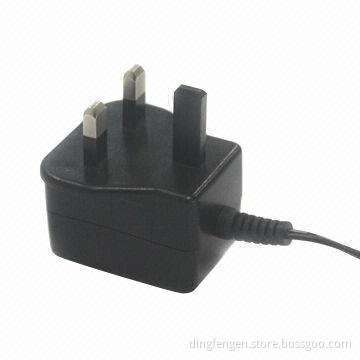 Portable UK plug AC adapter, small size, GS, CE, RoHS, CEC